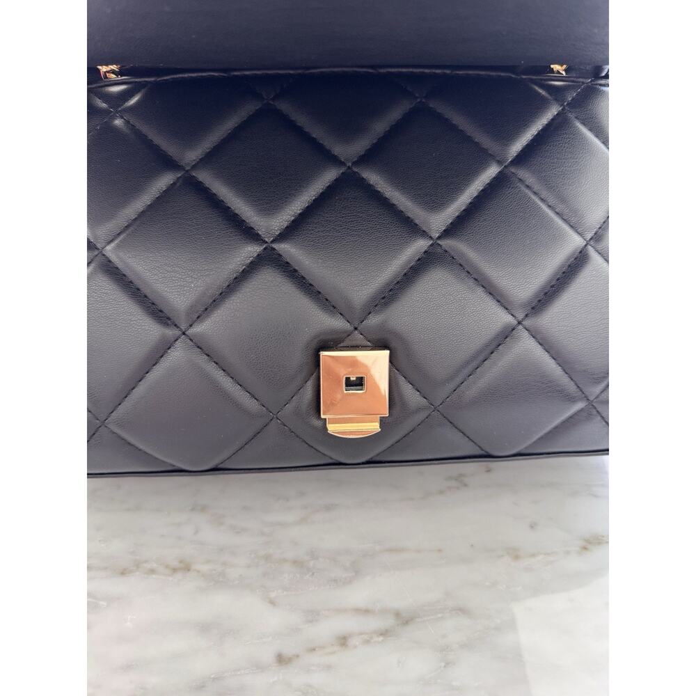 NWOT Valentino by Mario Valentino Ada Quilted Black Leather Bag Gold Chain Logo - Picture 3 of 7